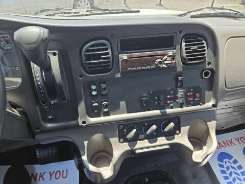 2020 Freightliner M2 106