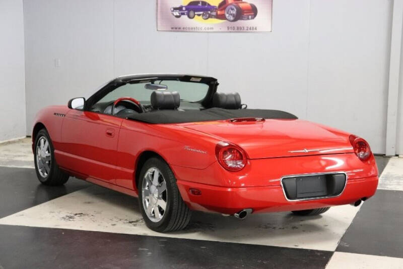 2002 Ford Thunderbird