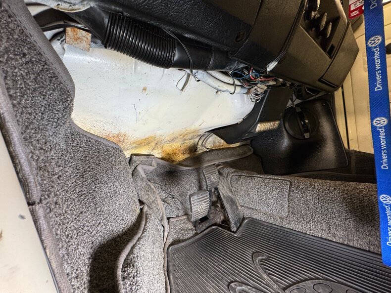 1977 Volkswagen Super Beetle