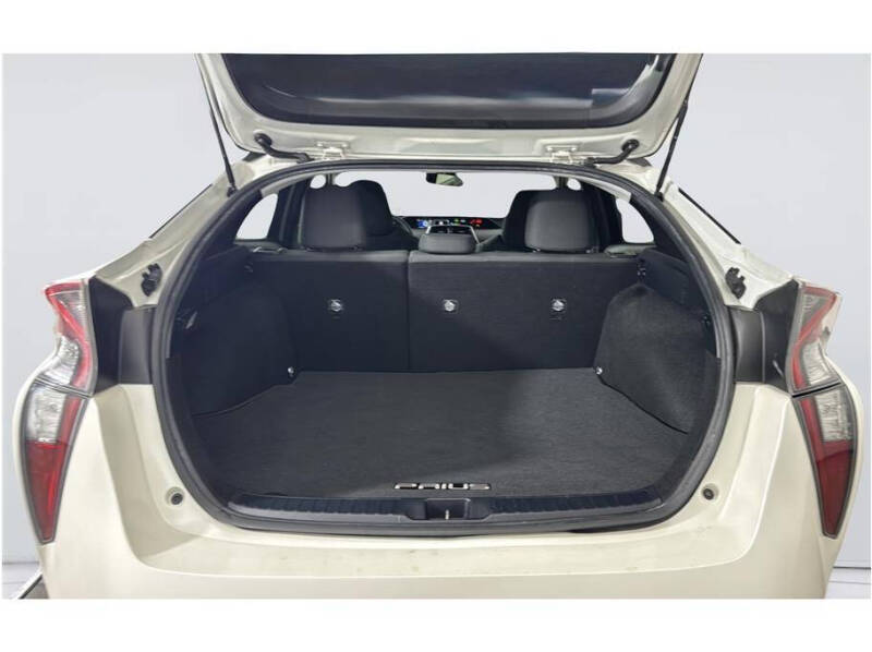 2017 Toyota Prius Three