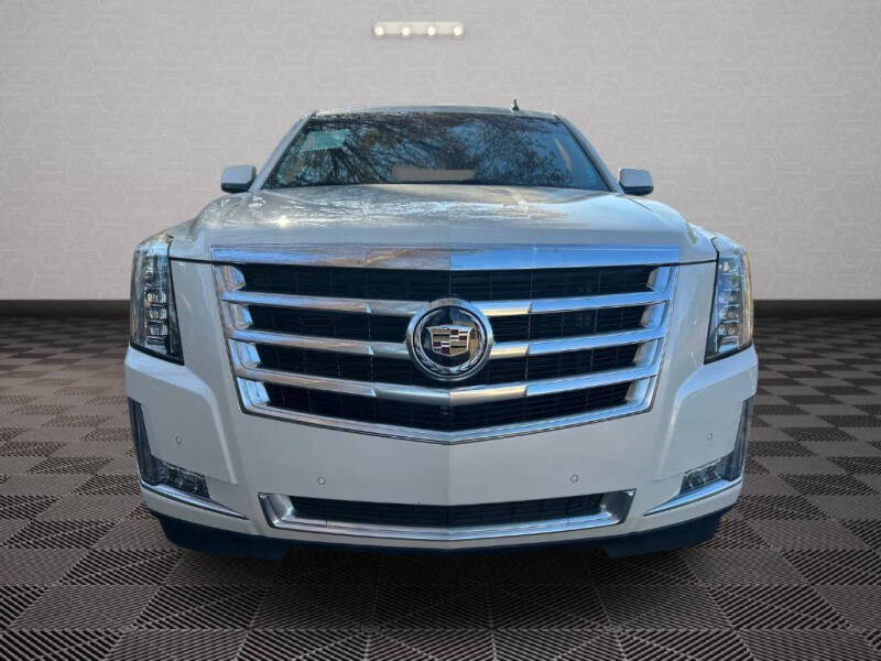 2015 Cadillac Escalade Luxury