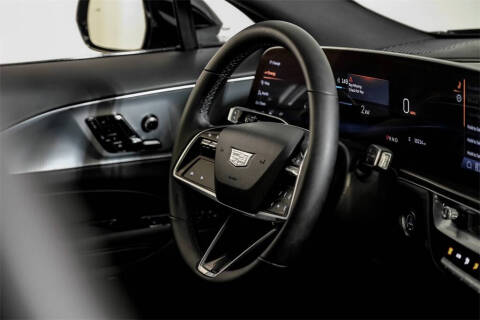 2024 Cadillac LYRIQ Tech