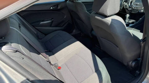 2017 Chevrolet Cruze LT Auto