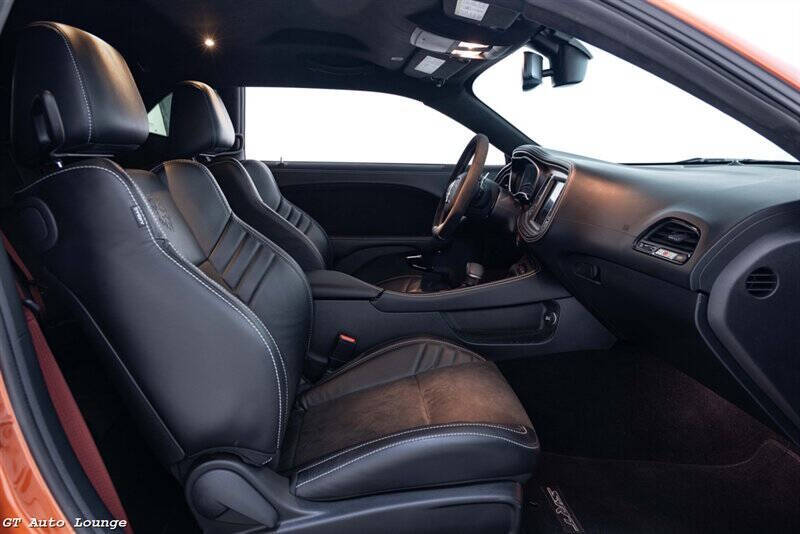 2023 Dodge Challenger 38