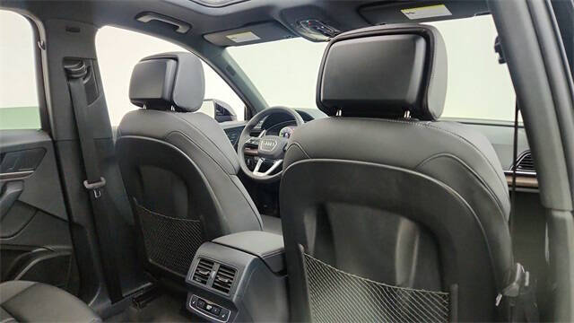 2024 Audi Q5 e quattro S line Prestg 55 TFSI