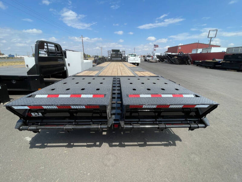 2026 PJ Trailers LD