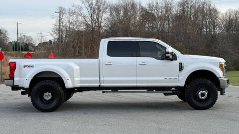 2017 Ford F-350 Super Duty Lariat