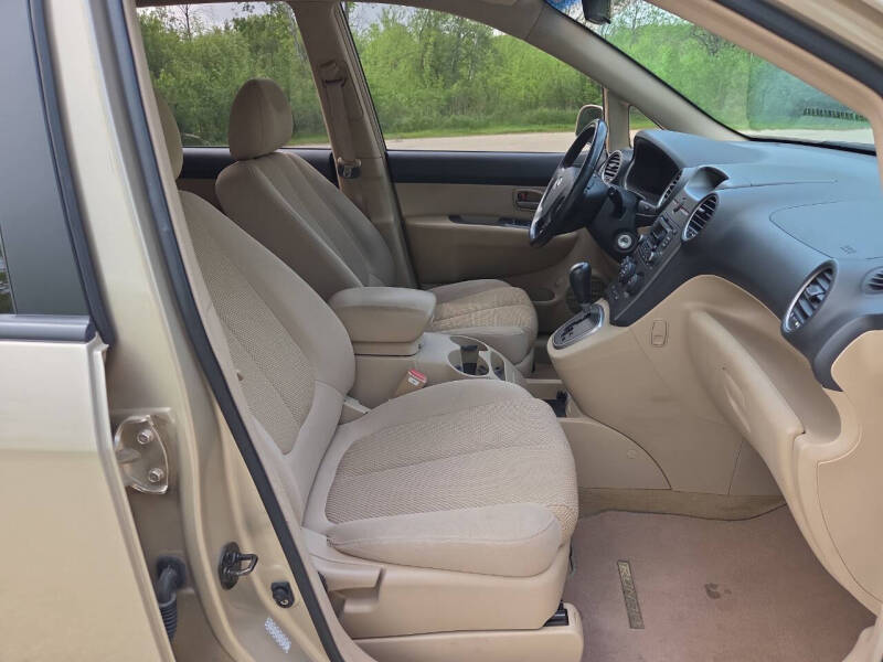 2007 Kia Rondo EX