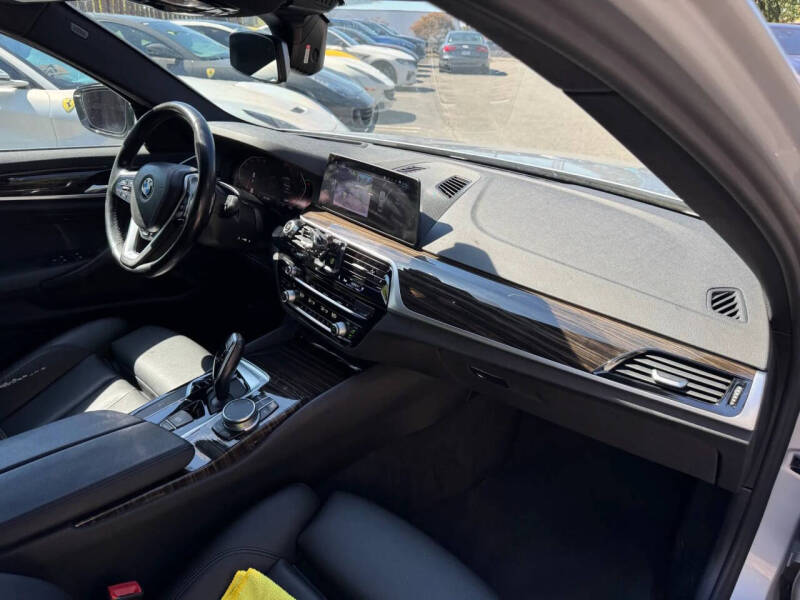 2020 BMW 5 Series 530i xDrive