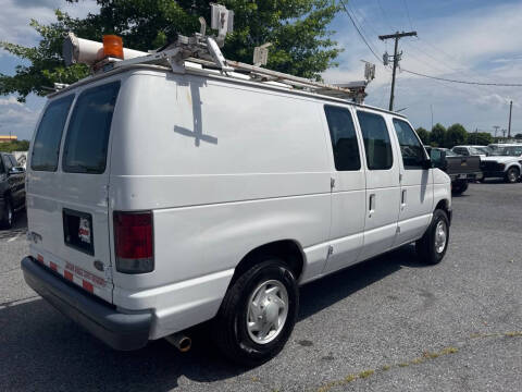 2010 Ford E-Series E-250