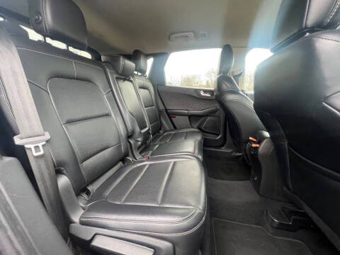 2020 Ford Escape SEL