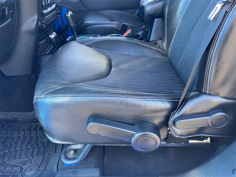 2014 Jeep Wrangler Unlimited Freedom Edition