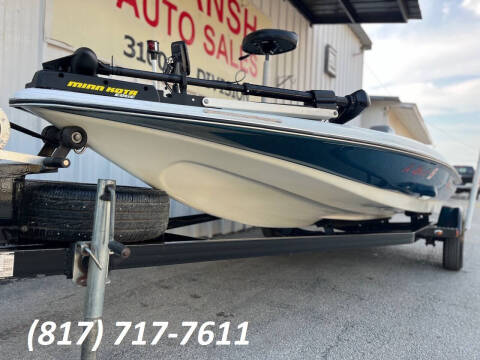 1995 CHALLENGER BASS BOAT for sale at CRANSH AUTO SALES, INC in Arlington TX