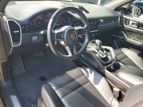2022 Porsche Cayenne