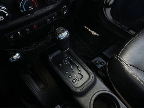 2013 Jeep Wrangler Unlimited Sahara