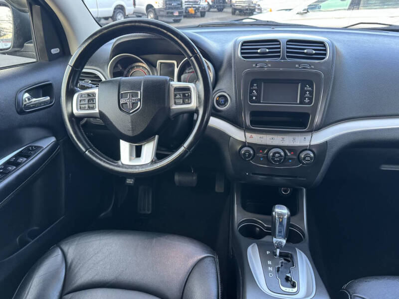 2011 Dodge Journey R/T