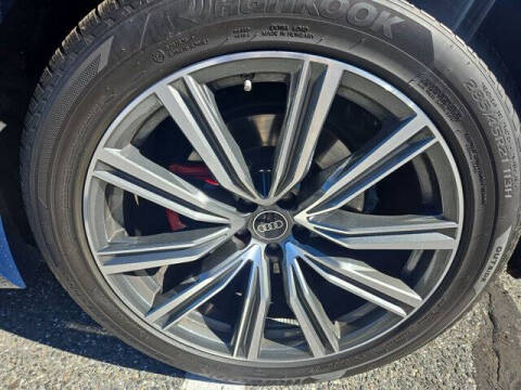 2022 Audi SQ8 4.0T quattro Prestige