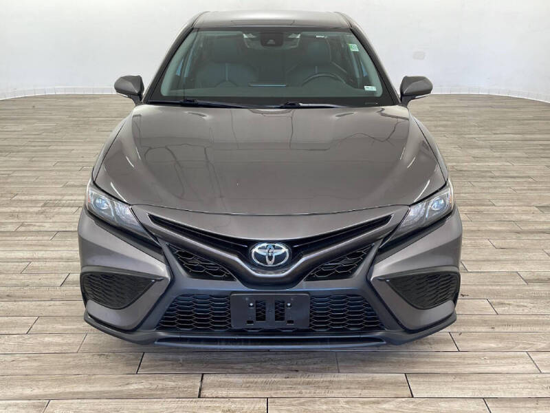 Used 2022 Toyota Camry SE with VIN 4T1G11AK6NU686767 for sale in Florissant, MO