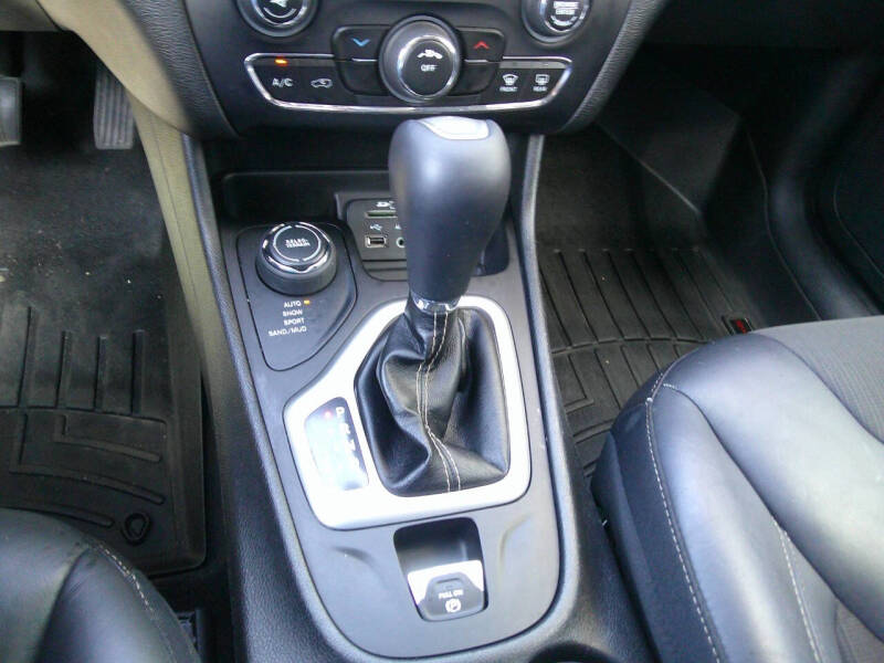 2018 Jeep Cherokee Latitude Plus