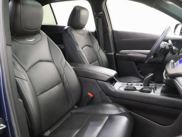 2021 Cadillac XT4 Premium Luxury