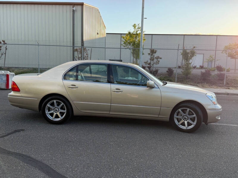 2003 Lexus LS 430