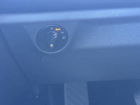 2019 Volkswagen Jetta R-Line