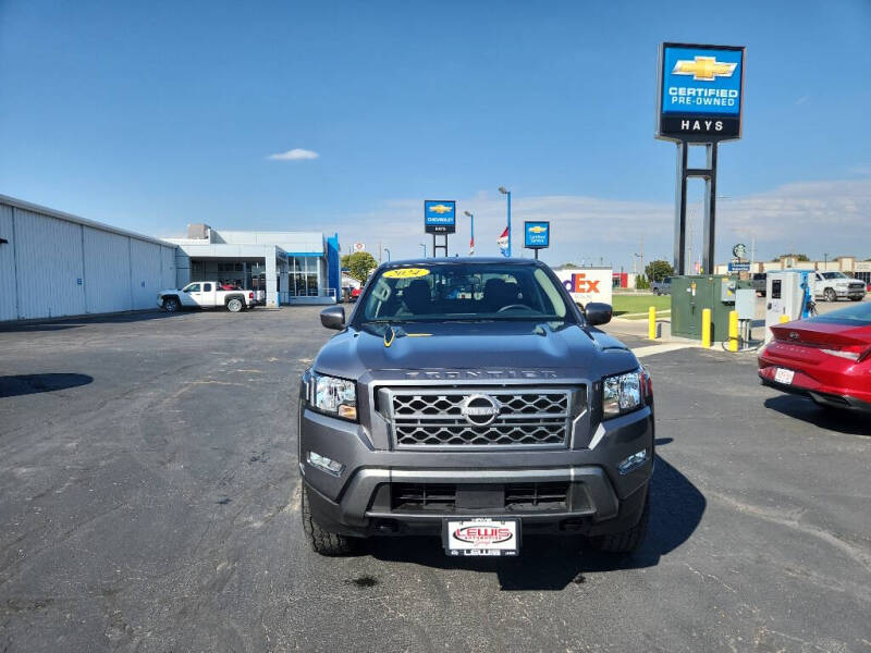 2024 Nissan Frontier SV