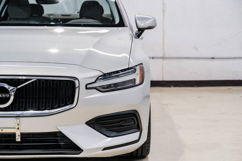 2019 Volvo S60 T5 Momentum