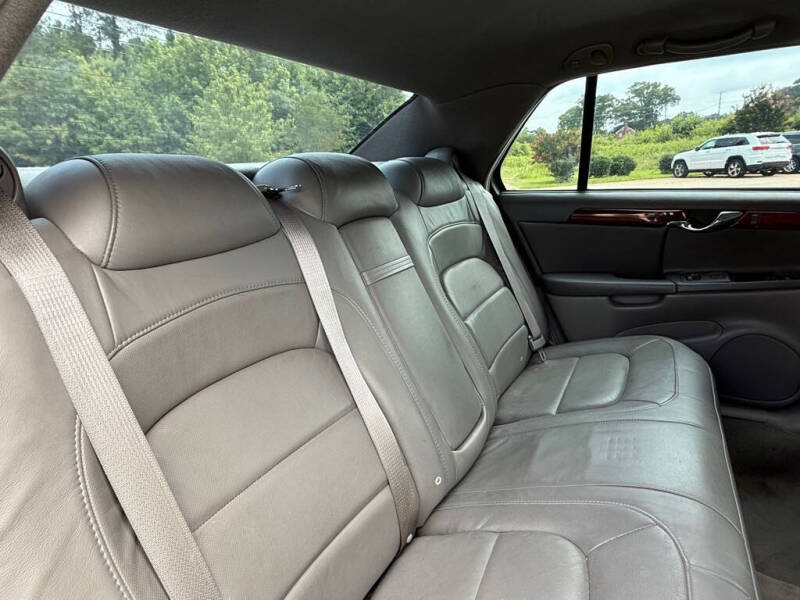 2004 Cadillac DeVille