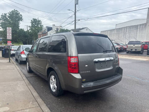 2010 Dodge Grand Caravan Hero