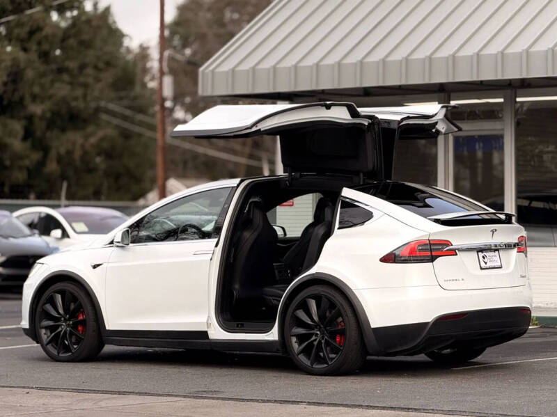 2018 Tesla Model X P100D