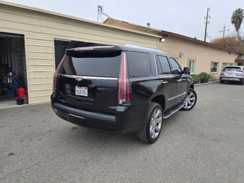 2019 Cadillac Escalade Luxury