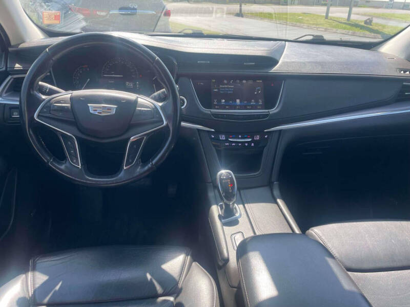 2018 Cadillac XT5 Luxury