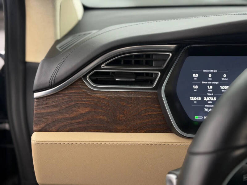 2017 Tesla Model X