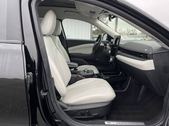 2022 Ford Mustang Mach-E Premium