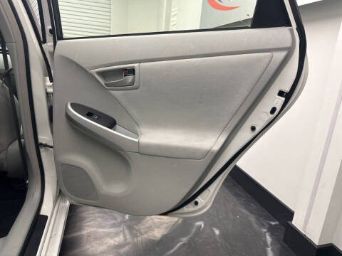 2012 Toyota Prius Two