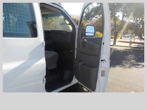 2015 GMC Savana 2500