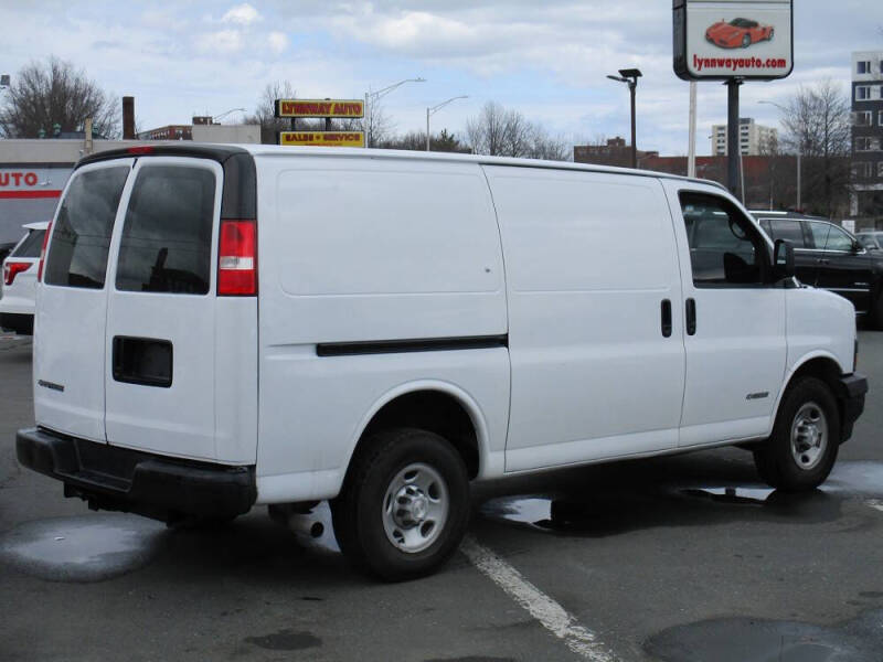 2018 Chevrolet Express 2500
