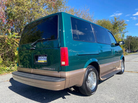 2000 Chevrolet Astro LS