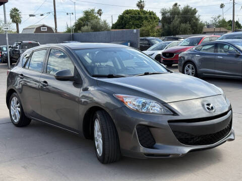 2012 Mazda MAZDA3 i Grand Touring