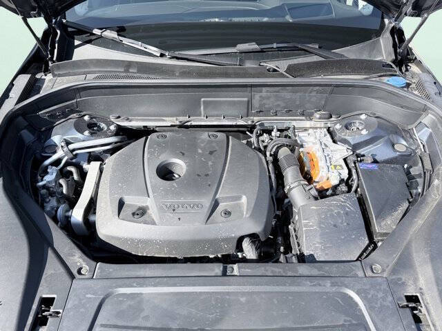 2025 Volvo XC90 T8 Ultra Bright Theme 6P