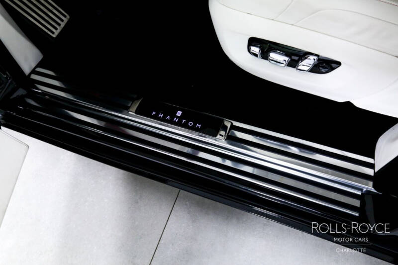 2023 Rolls-Royce Phantom