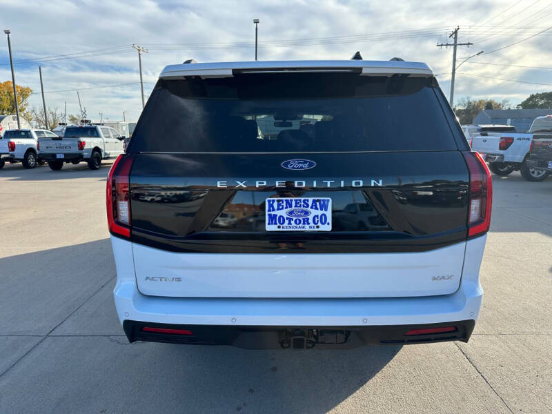 2025 Ford Expedition MAX Active