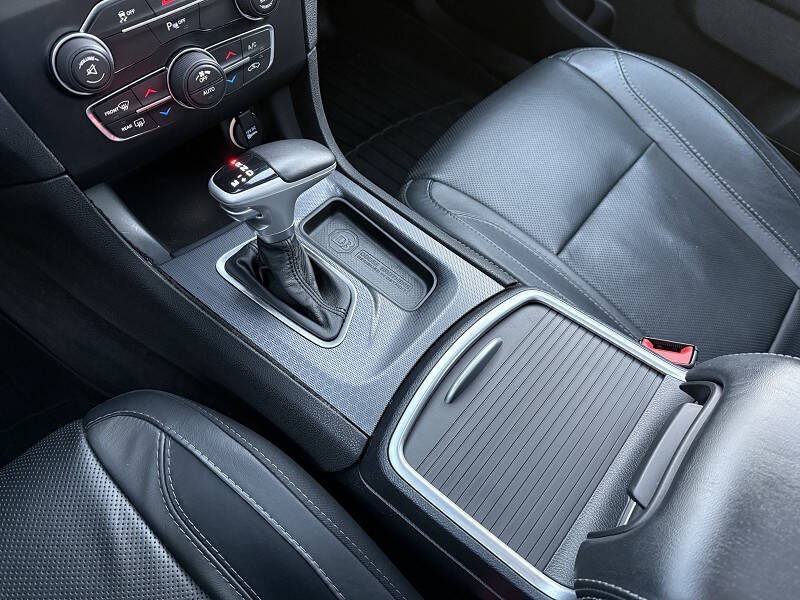 2016 Dodge Charger SXT