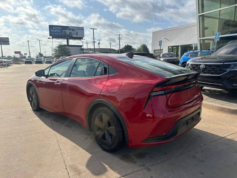 2026 Toyota Prius LE