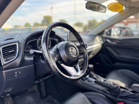 2015 Mazda MAZDA3 s Touring