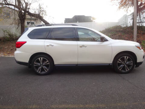 2018 Nissan Pathfinder SL