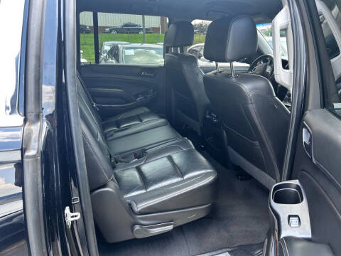 2019 Chevrolet Suburban LT