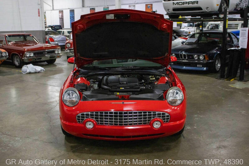 2002 Ford Thunderbird Deluxe