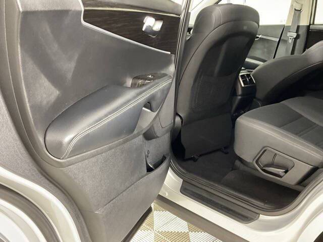 2020 Kia Sorento LX V6